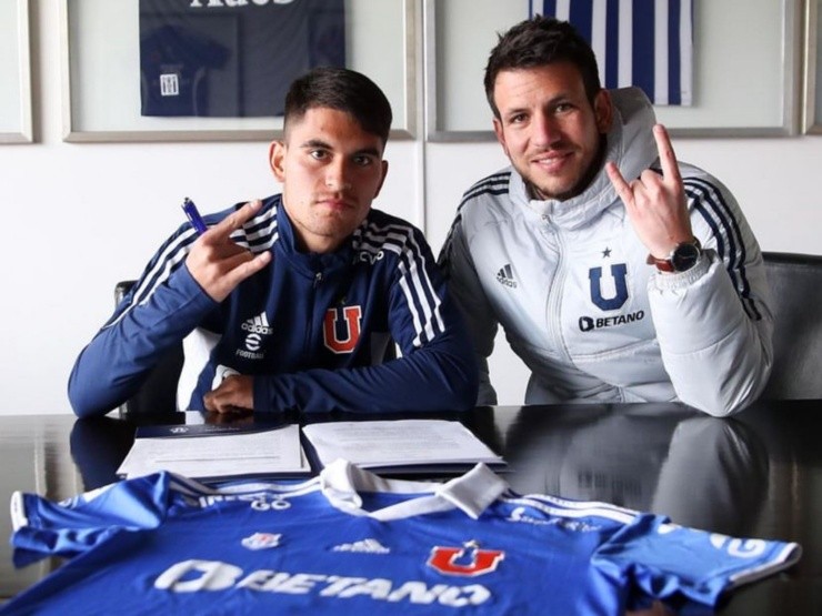 Daniel Navarrete junto a Manuel Mayo | Foto: U. de Chile Daniel Navarrete junto a Manuel Mayo | Foto: U. de Chile