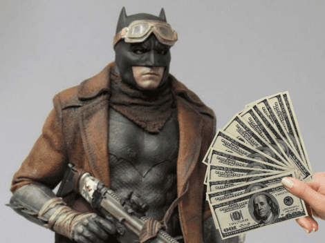 ¡Sorprendente! Mexicano paga 140 mil pesos por figura de Batman en tamaño real