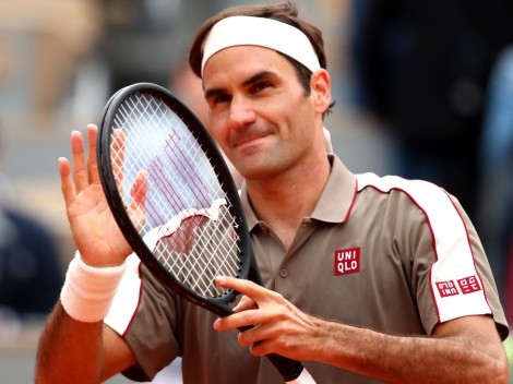 When did Roger Federer start playing tennis?