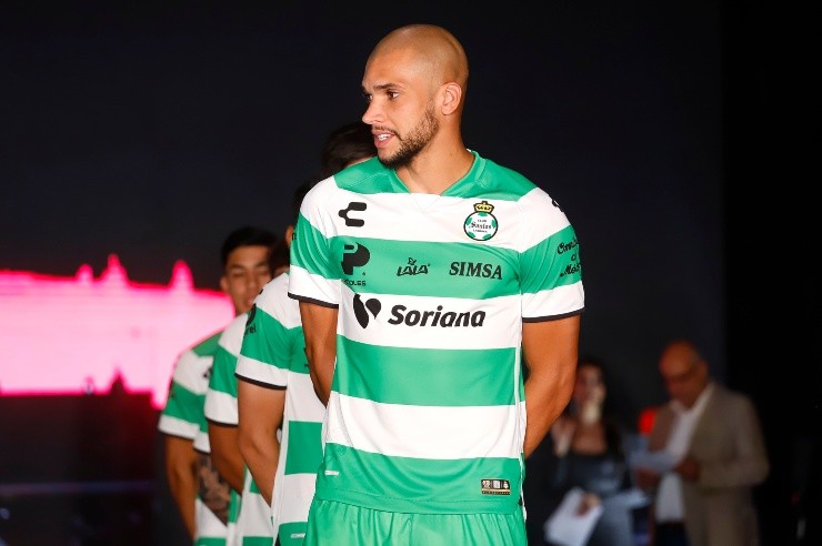 Dória está en Santos Laguna desde 2018 y se transformó en un referente. Créditos: Imago7