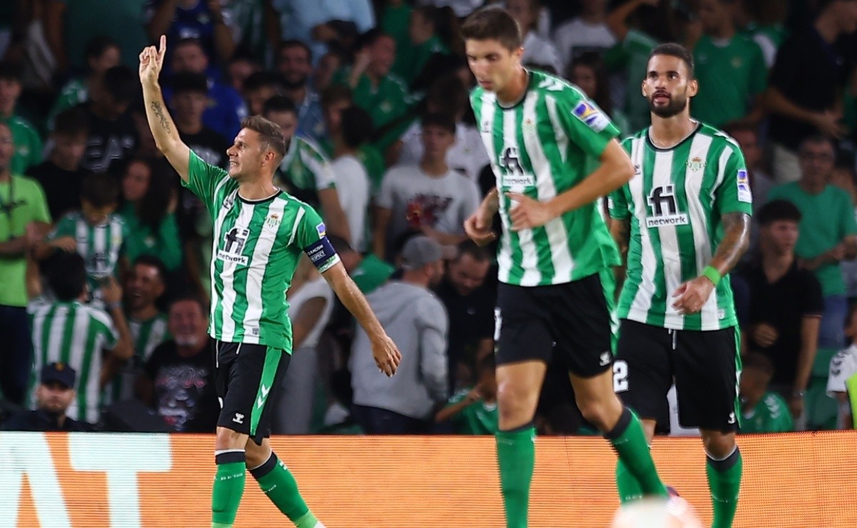41 años no son nada: Joaquín marca el camino y Betis vence con sufrimiento a Ludogorets
