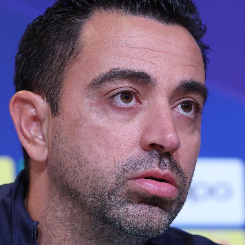 Xavi deixa clubismo de lado e defende Vinícius Júnior após falas contra o jogador