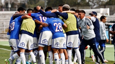Los goles de Universidad de Chile: Hasta los suplentes se unieron en un abrazo eterno con los anotadores azules