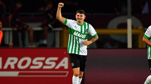 Agustín Álvarez en festejo de gol con Sassuolo.