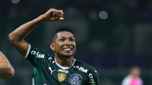 Rony fica no Palmeiras (Foto: Marcello Zambrana/AGIF)