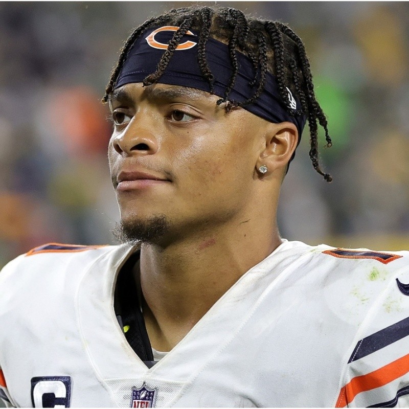 Bears fans are gushing over Justin Fields' performance vs. Browns