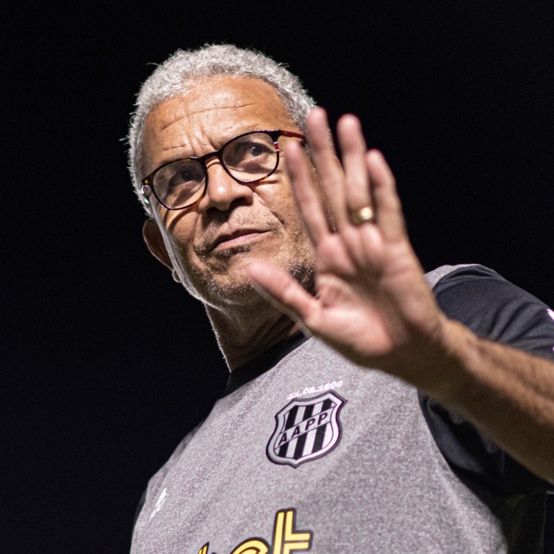 Torcida de time da Série A quer 'arrancar' Hélio da Ponte Preta: "Só um nome pode..."