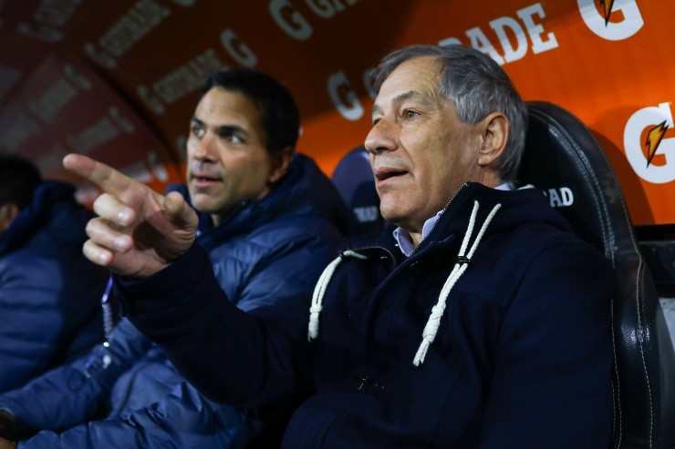 Ariel Holan Universidad Católica