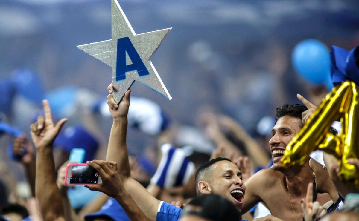 Algoz do Atlético, Raja parabeniza Cruzeiro pelo acesso à Série A -  Superesportes