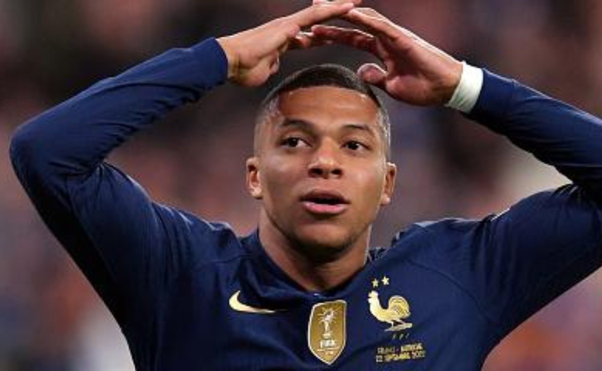 « Ils me demandent autre chose ici » ;  Mbappé lâche le verbe et fait la comparaison entre l’équipe de France et le PSG