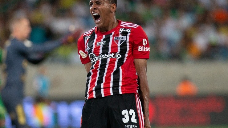 Luizão tem contrato com o São Paulo até janeiro de 2023 (Foto: Gil Gomes/AGIF)