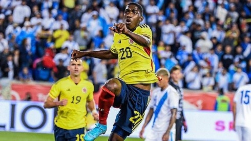 Yaser Asprilla se mete en la historia de la Selección Colombia con su gol
