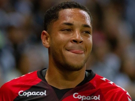 TOP-60: Jornal britânico inclui Vitor Roque e joia do Flamengo em 'lista de promessas'