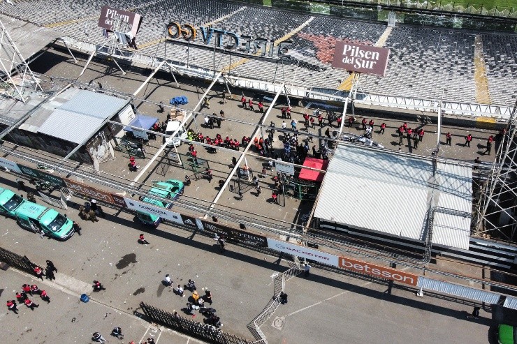 Así quedó la zona de cordillera en el Monumental | Foto: Agencia Uno 