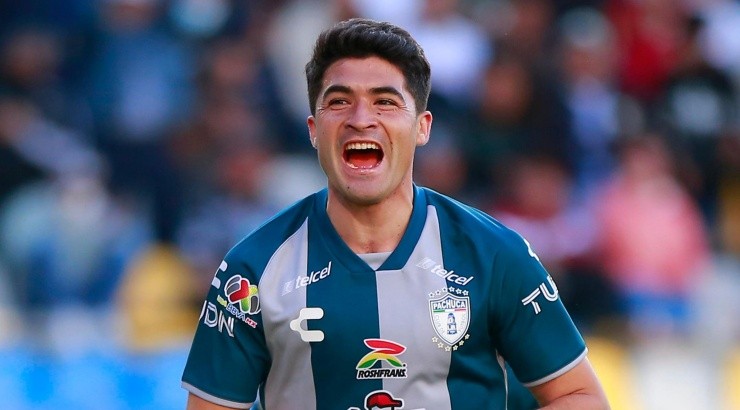 PACHUCA, MEXICO - AGOSTO 7: Nicolas Ibanez () del Pachuca en festejo despues de anotar el segundo gol de su equipo durante el juego de la jornada 7 del Torneo Apertura 2022 de la Liga BBVA MX en el Estadio Hidalgo el 7 de Agosto de 2022 en Pachuca, Mexico. (Foto: Cesar Gomez/JAM MEDIA)