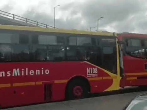 La insólita razón por la que tres buses de Transmilenio chocaron y dejaron 23 heridos