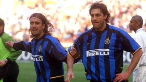 Foto: Grazia Neri/Getty Images - Batistuta e Vieri foram vice-artilheiros da Copa de 1998, com cinco gols