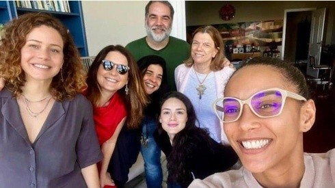 Taís Araujo reúne protagonistas de Cheias de Charme e fala sobre volta das Empreguetes. Imagem: Reprodução/Instagram oficial da atriz.