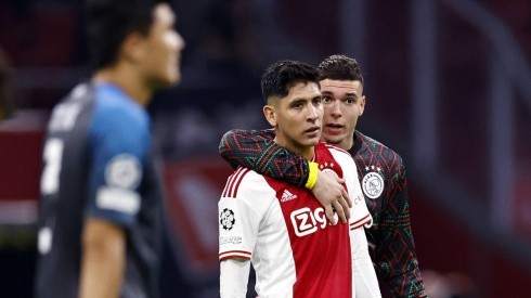 AMSTERDAM - (lr) Edson Alvarez of Ajax and Ajax goalkeeper Jay Gorter disappointed during the UEFA Champions League Grou