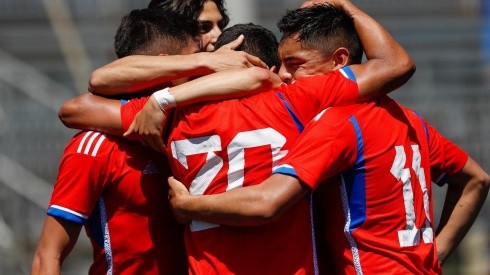 Mientras Perú sufre, Sebastian Pineau disfruta de un triunfazo de Chile sobre Argentina. Foto: TNT Sports