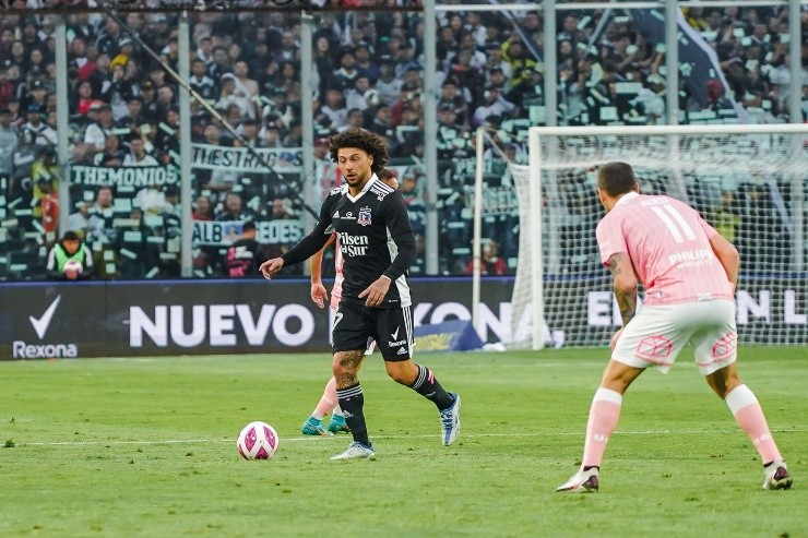 Maximiliano Falcón es uno de los puntales en Colo Colo | Foto: Guille Salazar 