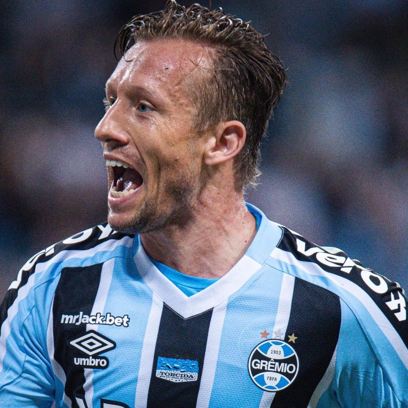 Lucas Leiva mexe no passado e expõe ‘pulo do gato’ para reviravolta no Grêmio