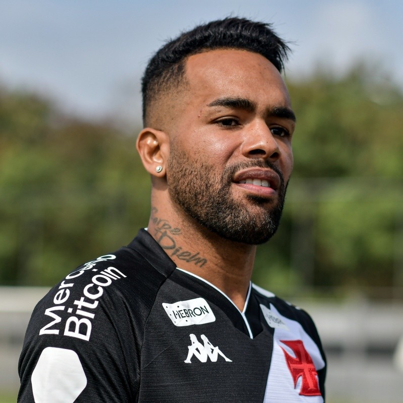 "Ainda bem que..."; Alex Teixeira descobre 'treta' do Vasco na justiça e rival se revolta com resultado