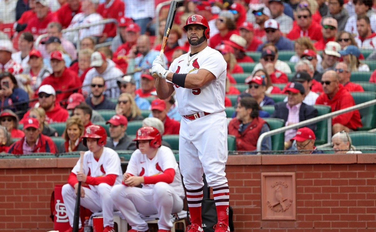 3 bateadores que podrían sustituir a Pujols en los Cardenales de San Luis