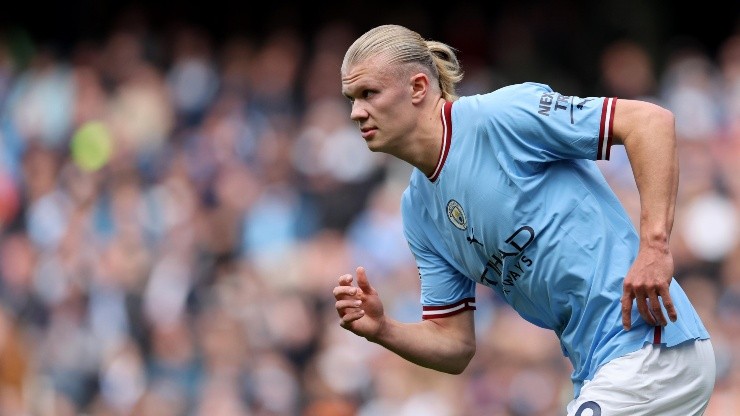 Acción de juego de Haaland con Manchester City.