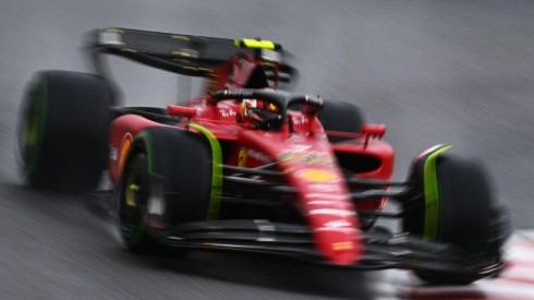 Así fue durísimo accidente de Carlos Sainz con su Ferrari.