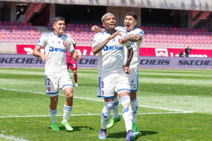 Fernandes le dio el triunfo en el cierre a la U | Foto: Agencia Uno 