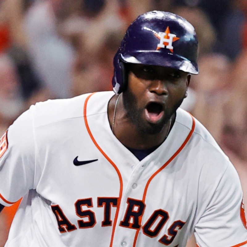 Astros vencen 6-5 a Dodgers en 11 entradas; Freeman alcanza los