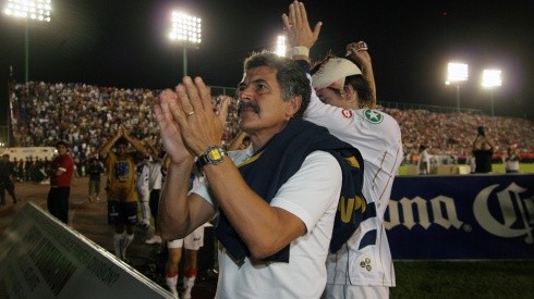 En un aspecto puntual, nada cambió para Ricardo Ferretti con Pumas del 2009 a hoy.