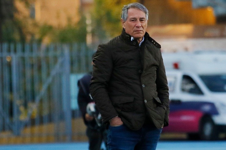 Ariel Holan es seguido de cerca por los Pumas | Foto: Agencia UNO 