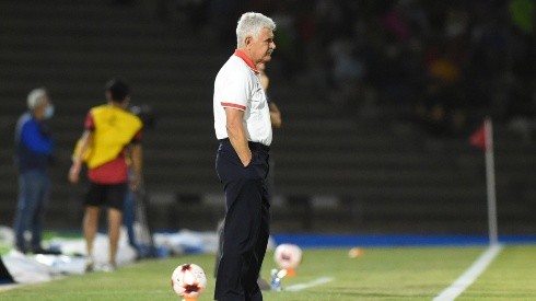 Ricardo Ferretti en uno de sus últimos juegos con Bravos.