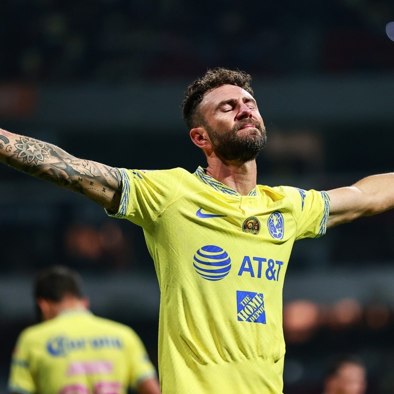 La afición del América explota contra Layún tras la victoria ante Puebla