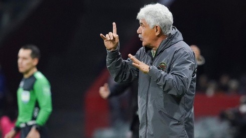 Ricardo Ferretti en uno de sus últimos partidos con Juárez.