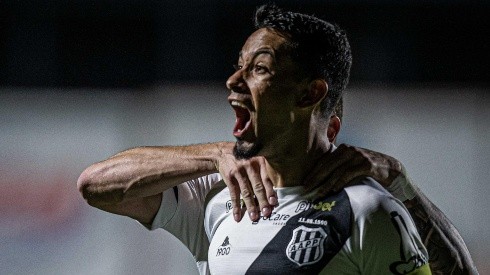 Foto: Heber Gomes/AGIF - Lucca é artilheiro da Ponte Preta na Série B, com 14 gols