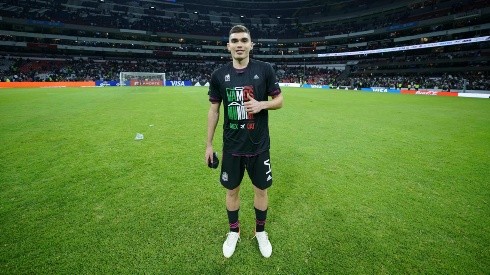 Johan Vásquez aún no tiene su lugar asegurado en Qatar 2022.