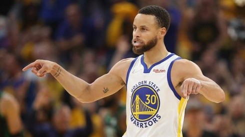 Curry lidera lista de maiores salários da liga