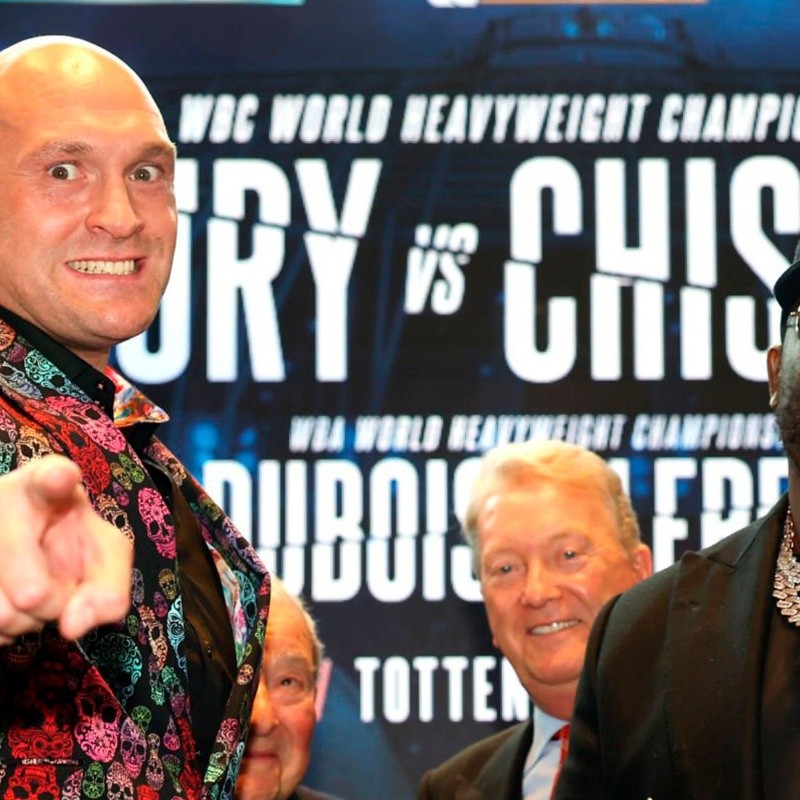 Tyson Fury, sesión de fotos y ejemplo: "No creo que sea bueno el gesto, porque muere gente en el boxeo"