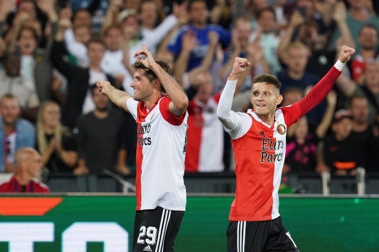 Santiago Giménez y Sebastian Szymanski