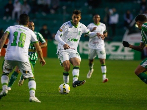 Danilo Avelar pode chegar a marca importante na carreira em duelo do América-MG contra o Flamengo