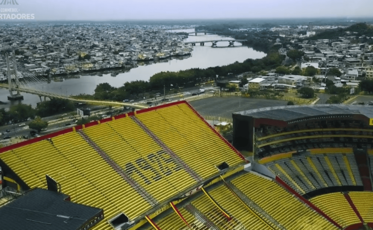 La ciudad de Guayaquil grita “Señal de alerta” y Flamengo y Athletico-PR alertan sobre la situación