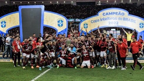 Thiago Ribeiro/AGIF. Flamengo venceu o Corinthians nos pênaltis e foi campeão da Copa do Brasil de 2022