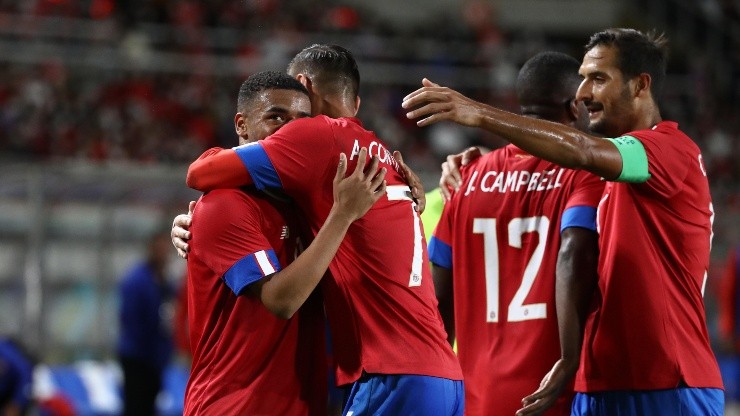 Costa Rica en festejo de gol.