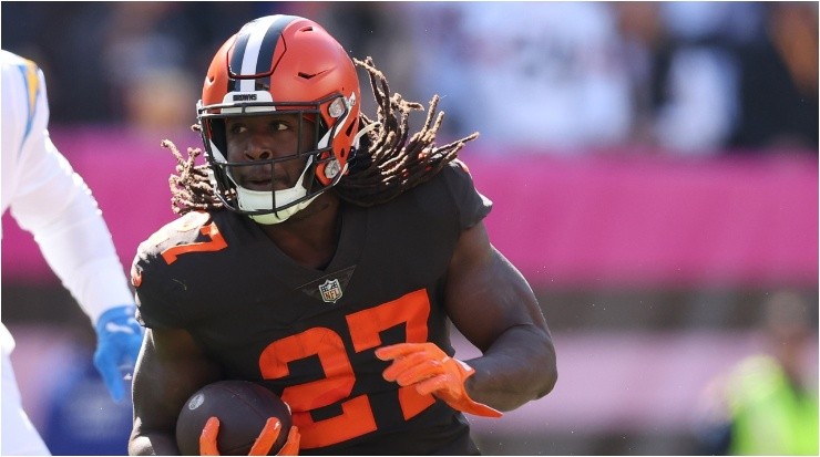 Kareem Hunt NFL: Possible Landing Spots for the Unsigned Running Back - The  SportsRush