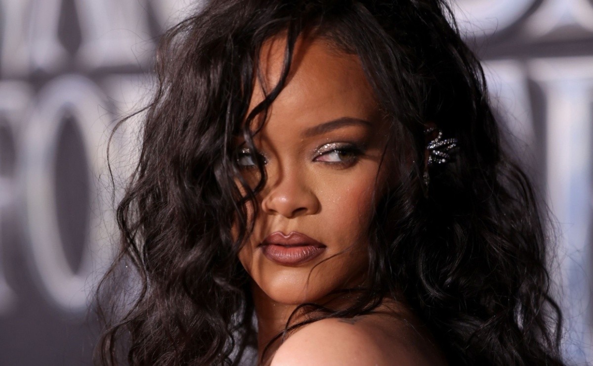 rihanna-s-discography-all-her-albums-in-chronological-order