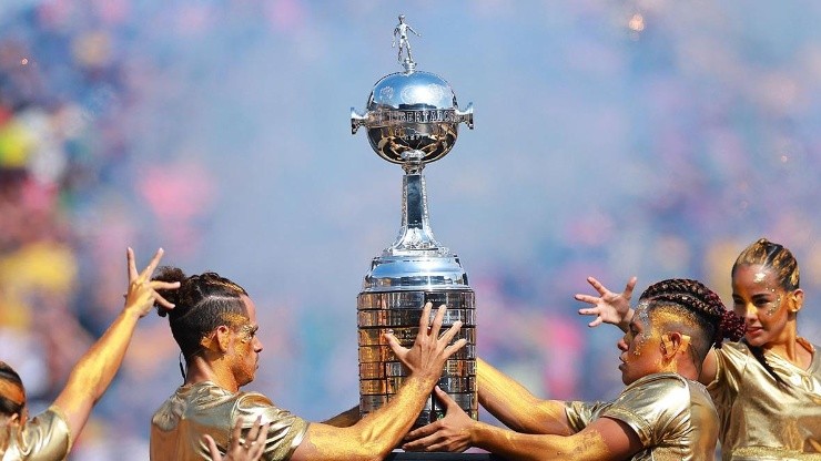 Trofeo de la Copa Libertadores.