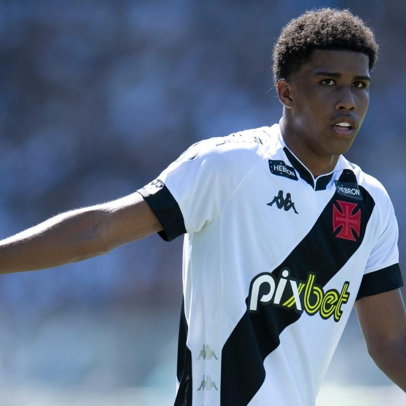 Newcastle não para em Andrey e saída de dupla deve 'encher os cofres' do Vasco: "Vender logo"